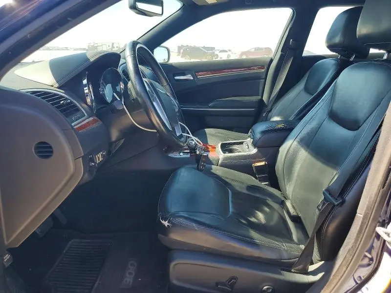 2013 CHRYSLER 300   