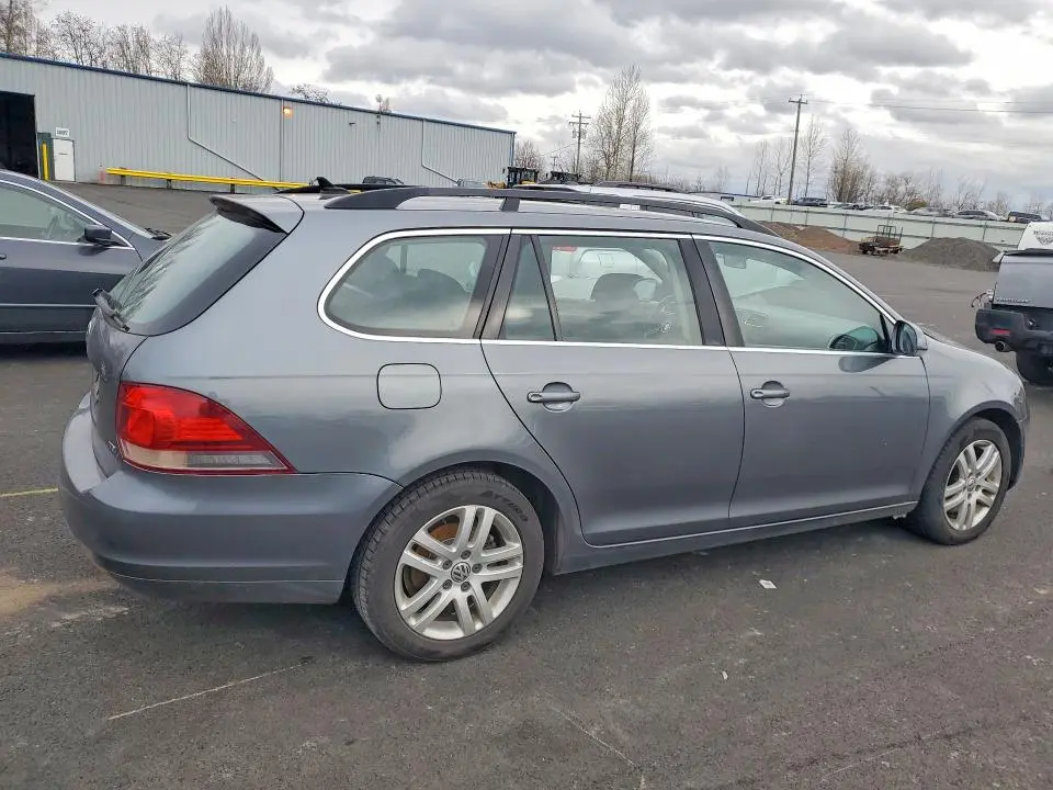2013 VOLKSWAGEN JETTA TDI  