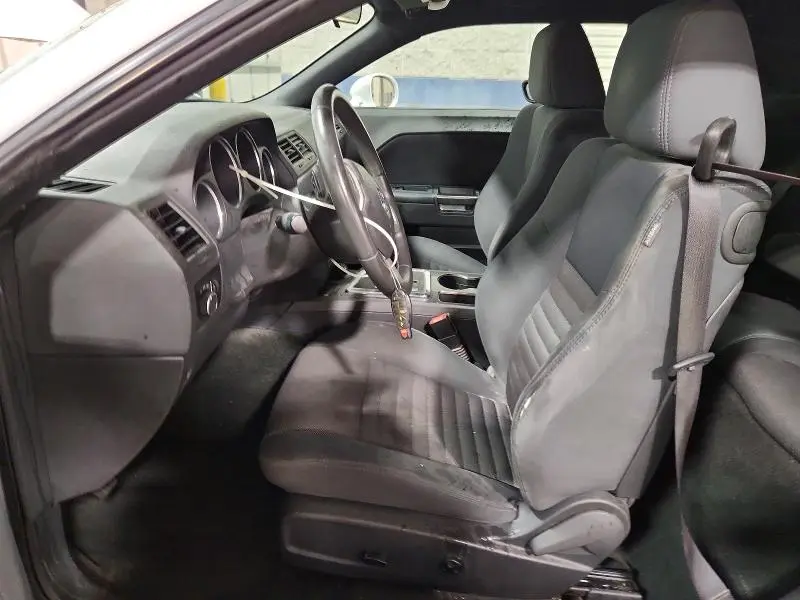 2013 DODGE CHALLENGER SXT  