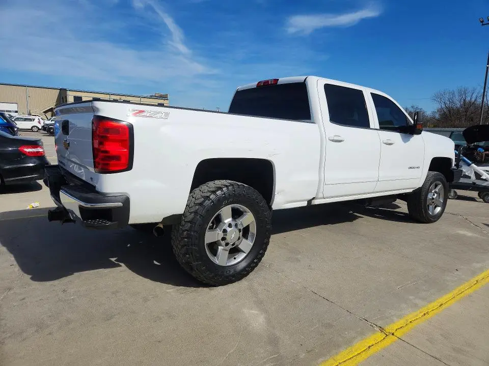 2016 CHEVROLET SILVERADO K2500 HEAVY DUTY LT  
