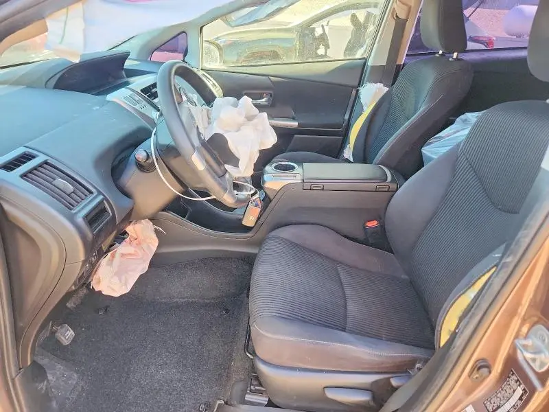 2017 TOYOTA PRIUS V TWO  