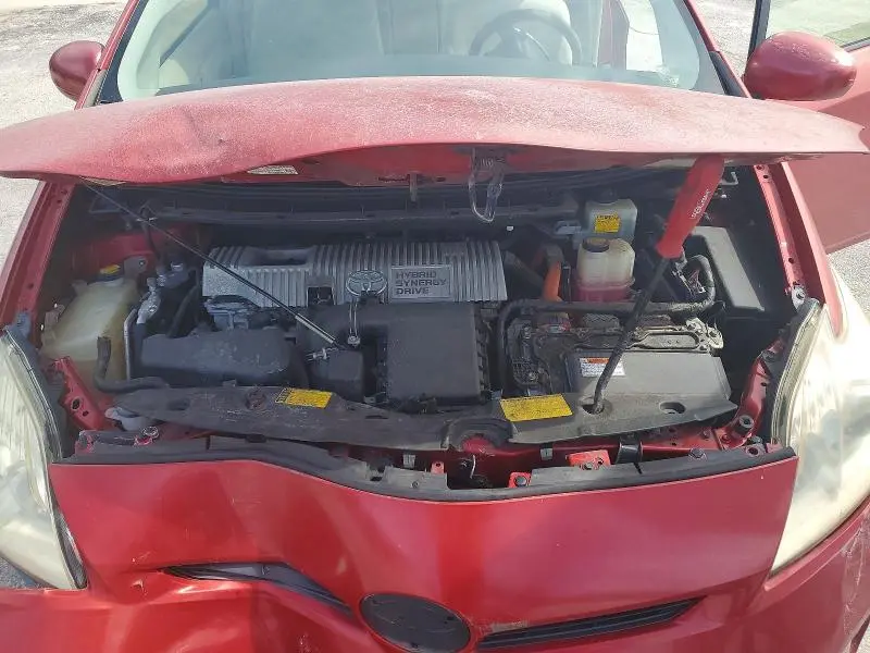 2013 TOYOTA PRIUS TWO  