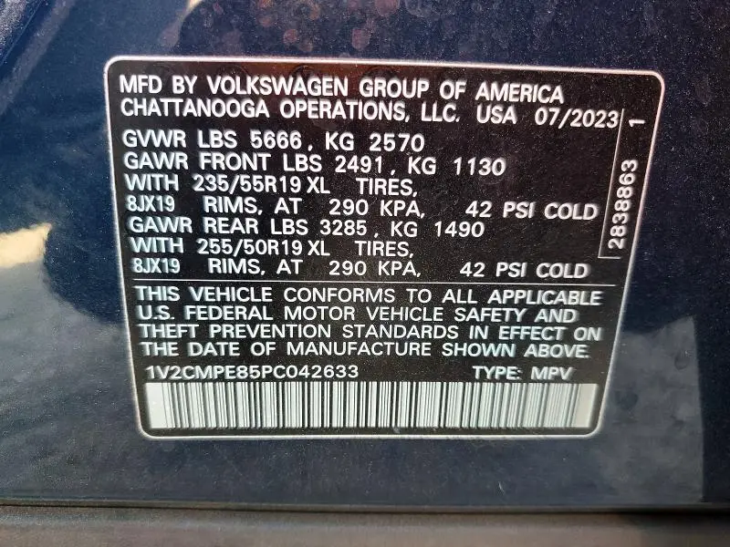 2023 VOLKSWAGEN ID.4 PRO  