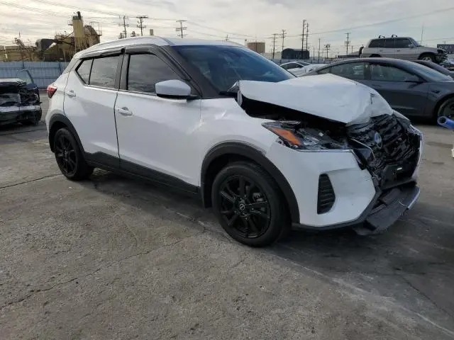 2023 NISSAN KICKS SV  