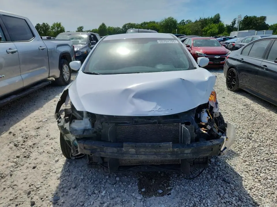2017 HYUNDAI ELANTRA 4D   