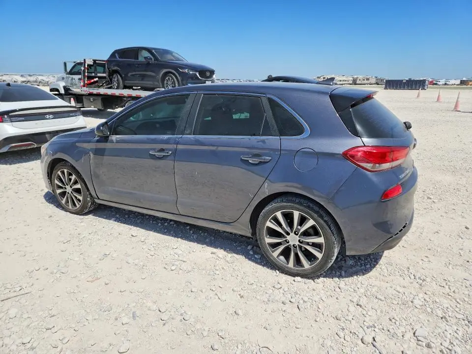 2018 HYUNDAI ELANTRA GT BASE  