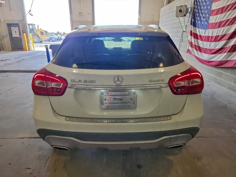 2018 MERCEDES-BENZ GLA 250 4MATIC  