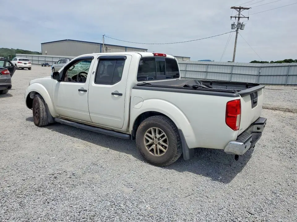 2015 NISSAN FRONTIER S  