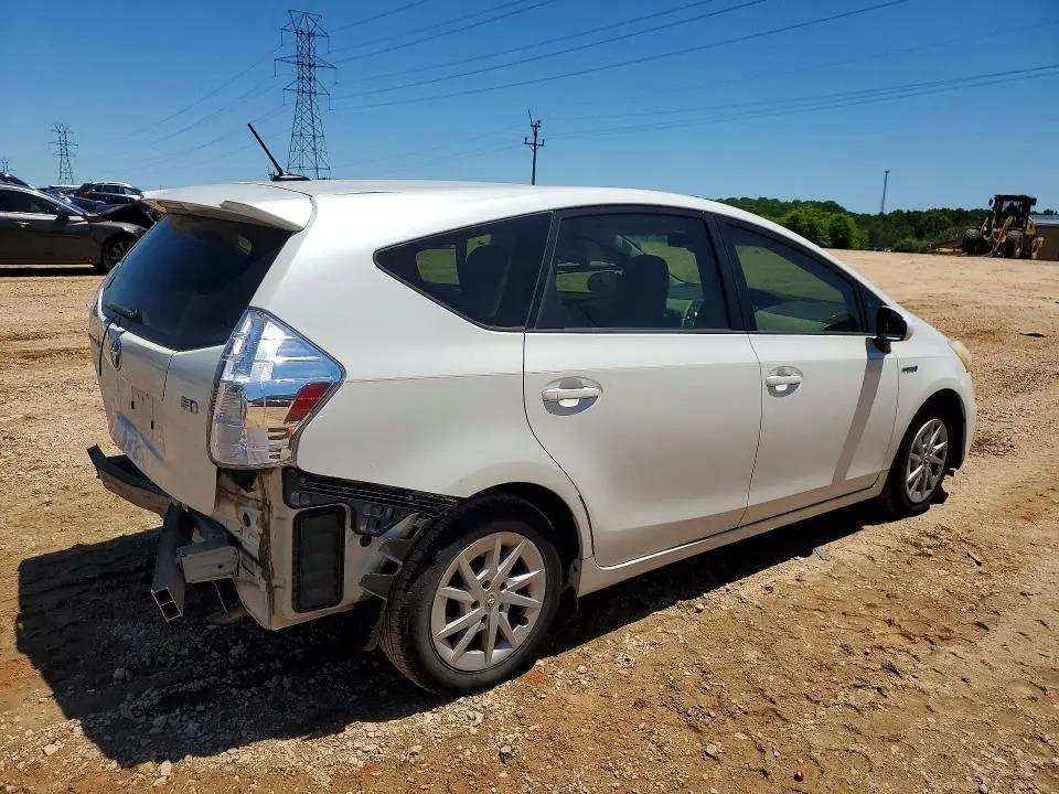 2014 TOYOTA PRIUS V THREE  