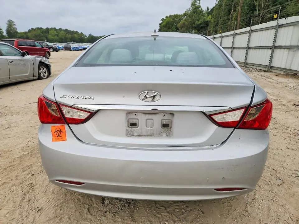2013 HYUNDAI SONATA GLS  