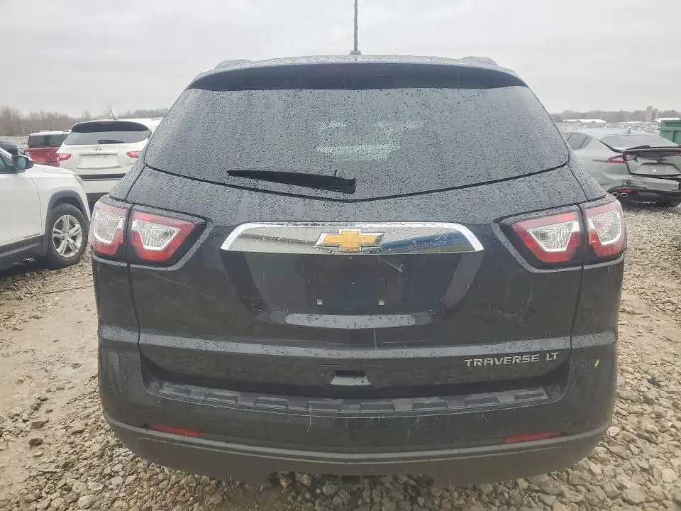 2014 CHEVROLET TRAVERSE LT  