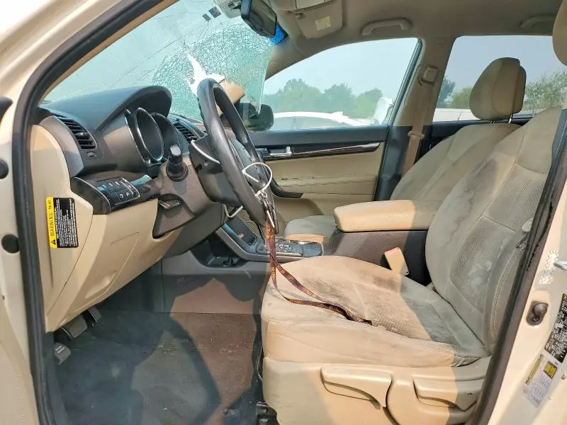 2011 KIA SORENTO LX  