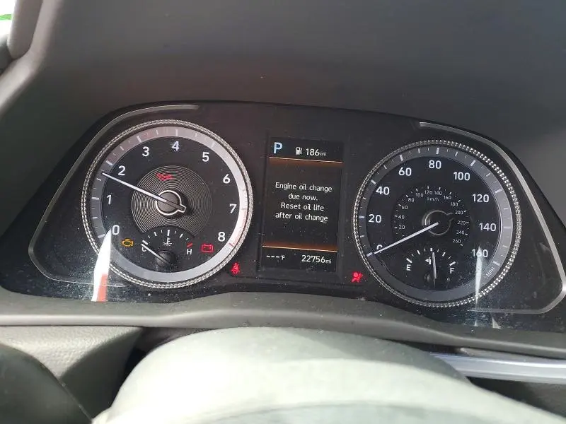 2023 HYUNDAI SONATA SEL  