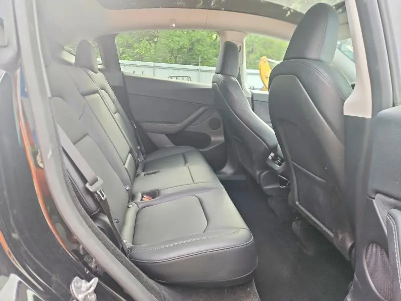 2025 TESLA MODEL Y   