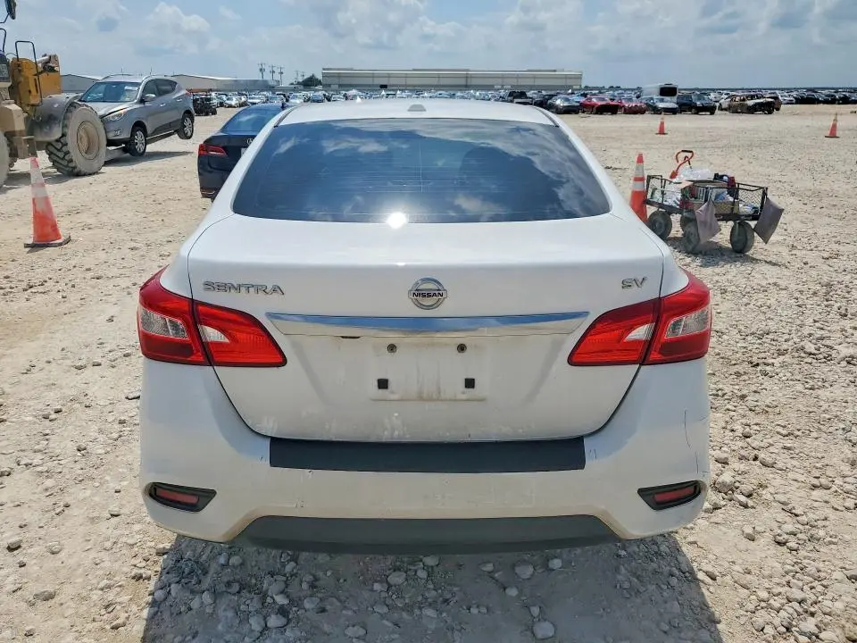 2019 NISSAN SENTRA SV  