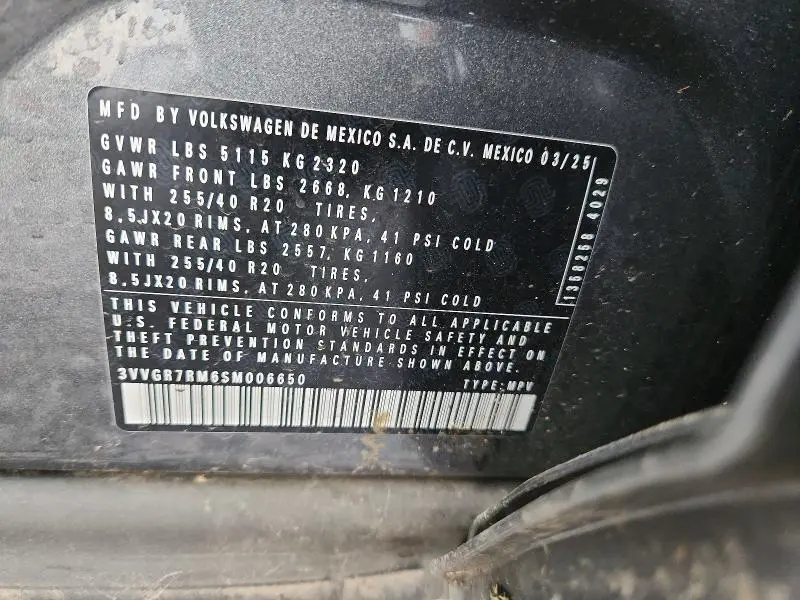 2025 VOLKSWAGEN TIGUAN SE R-LINE BLACK  