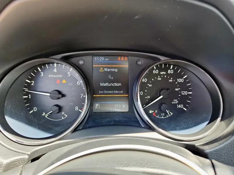 2021 NISSAN ROGUE SPORT SV  