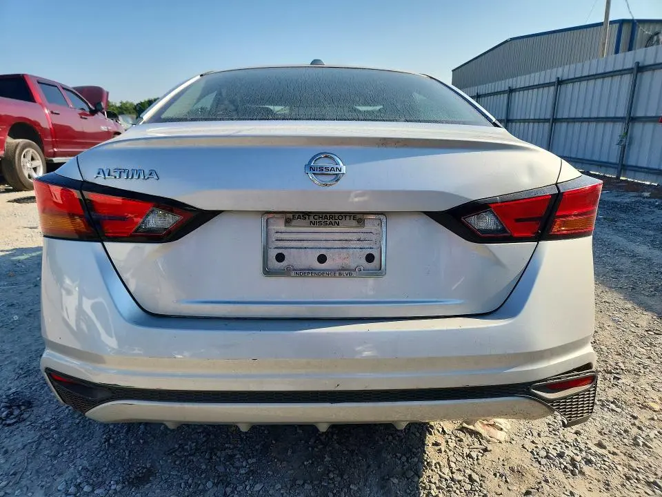 2019 NISSAN ALTIMA S  