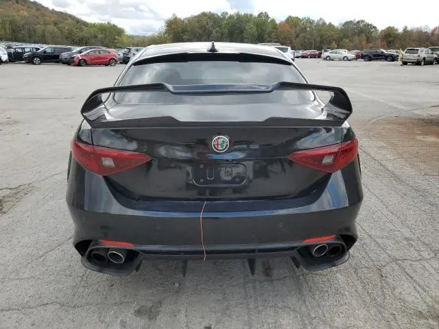 2017 ALFA ROMEO GIULIA QUADRIFOGLIO  