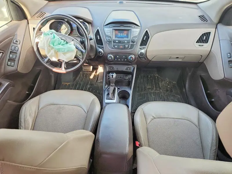 2014 HYUNDAI TUCSON SE  