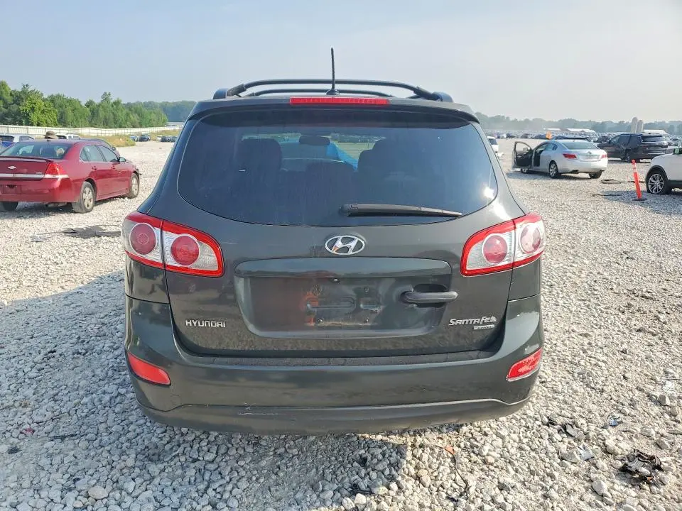 2010 HYUNDAI SANTA FE SE  
