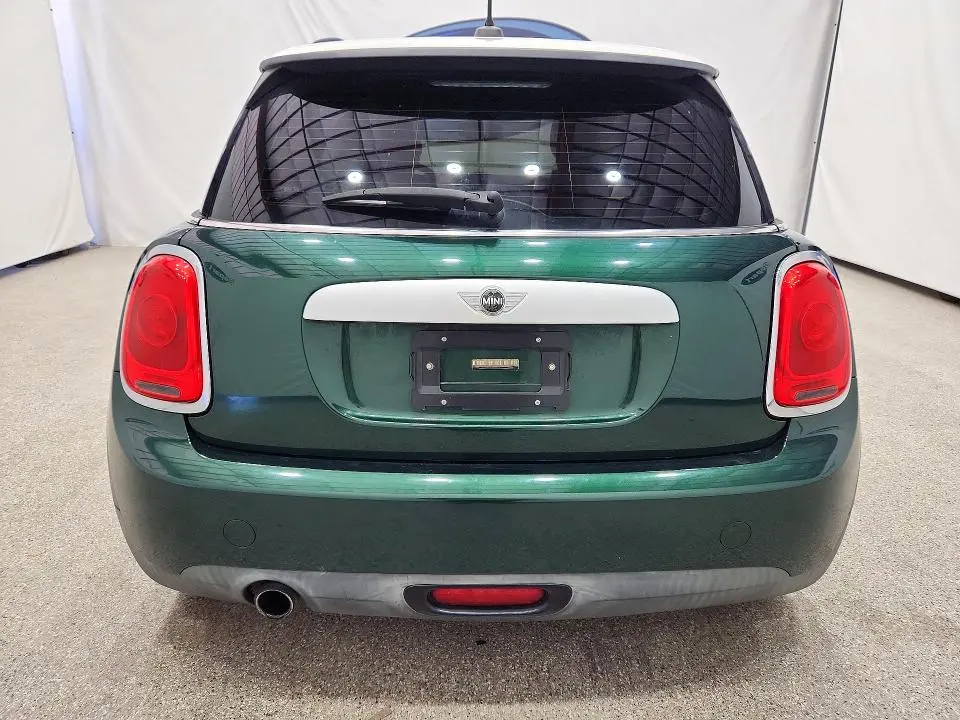 2015 MINI COOPER   