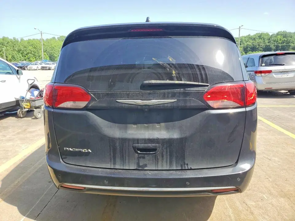 2017 CHRYSLER PACIFICA TOURING L  