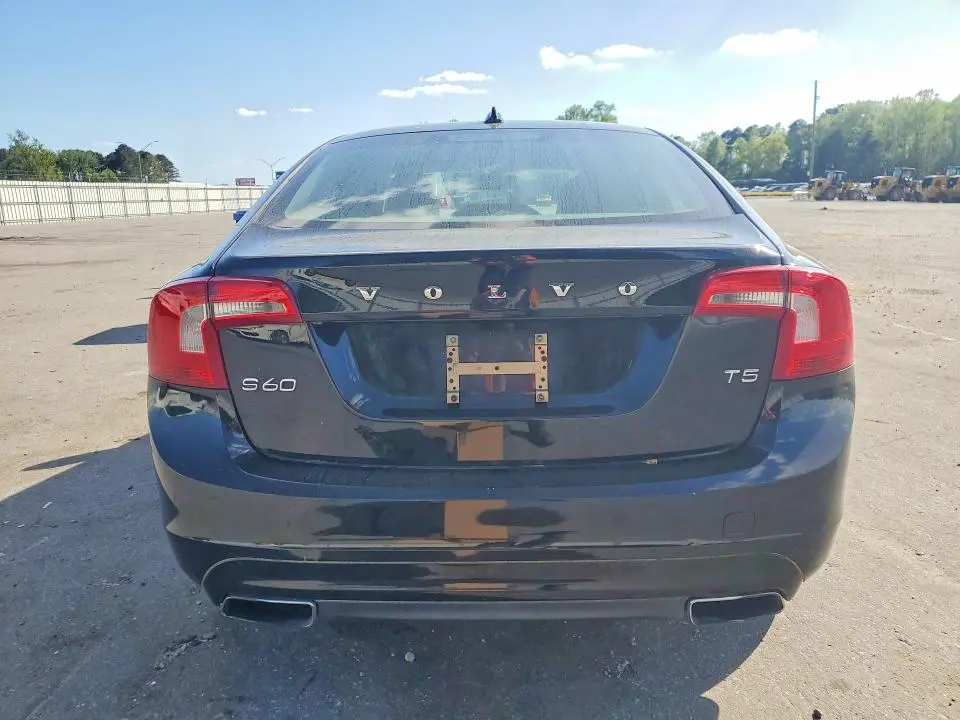 2014 VOLVO S60 T5  