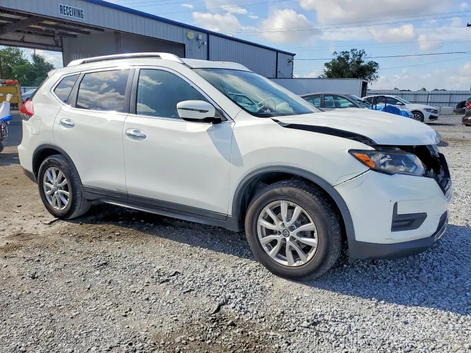 2018 NISSAN ROGUE SV  