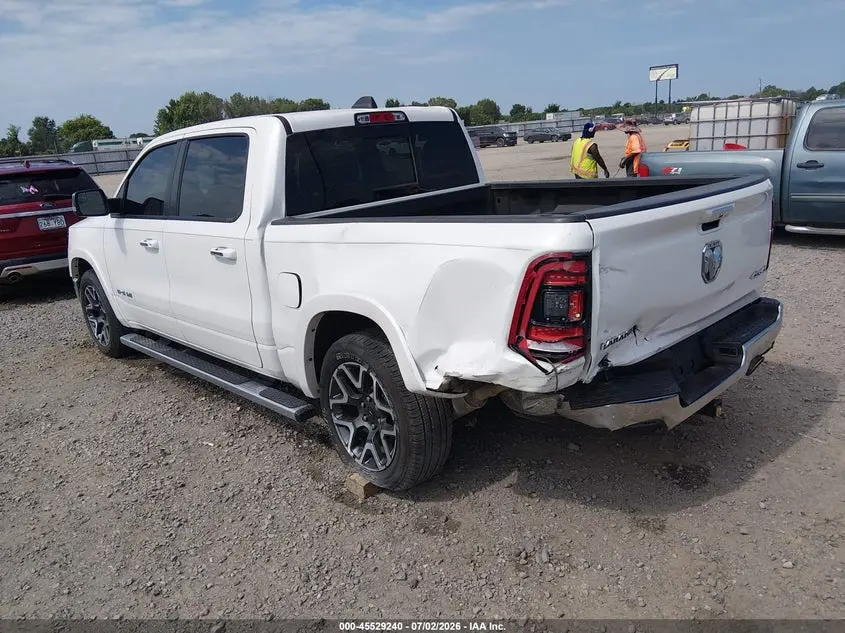 2020 RAM 1500 LARAMIE  4X4 5'7 BOX
