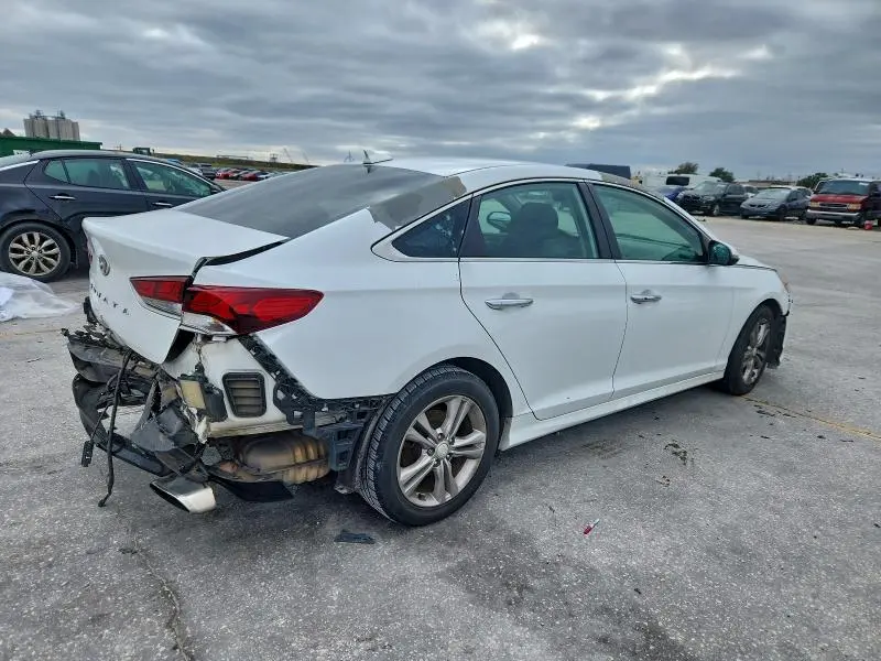 2018 HYUNDAI SONATA SPORT  