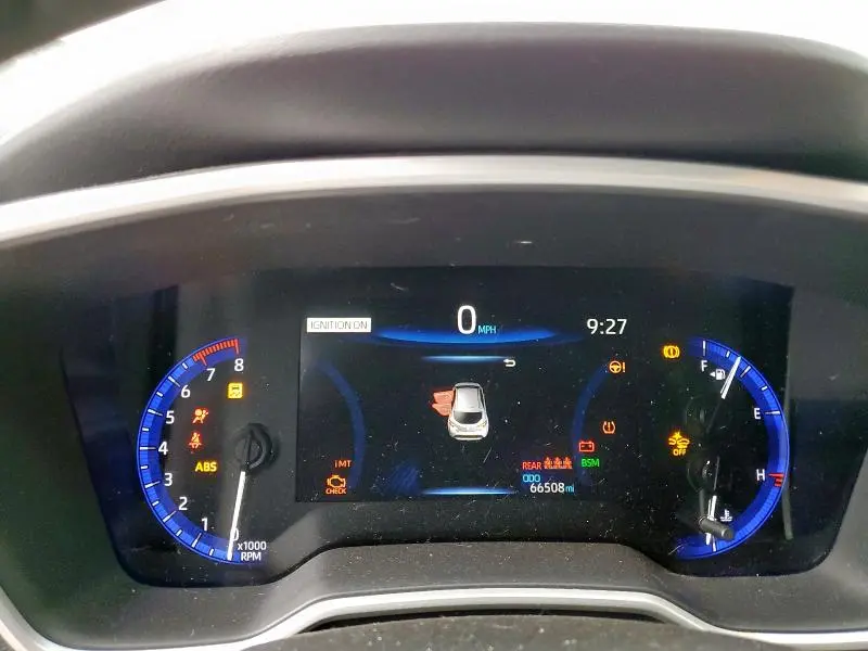 2019 TOYOTA COROLLA SE  