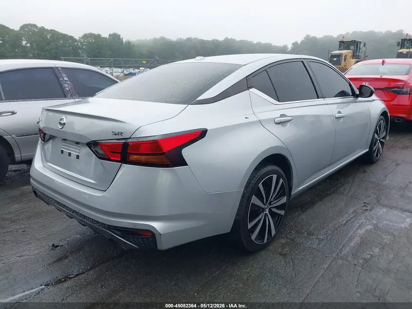 2022 NISSAN ALTIMA SR FWD