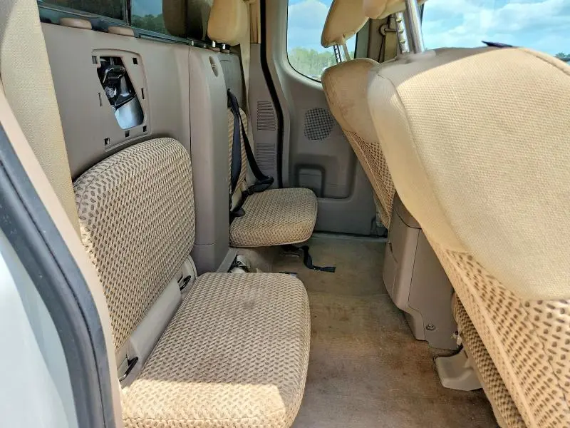 2015 NISSAN FRONTIER SV  