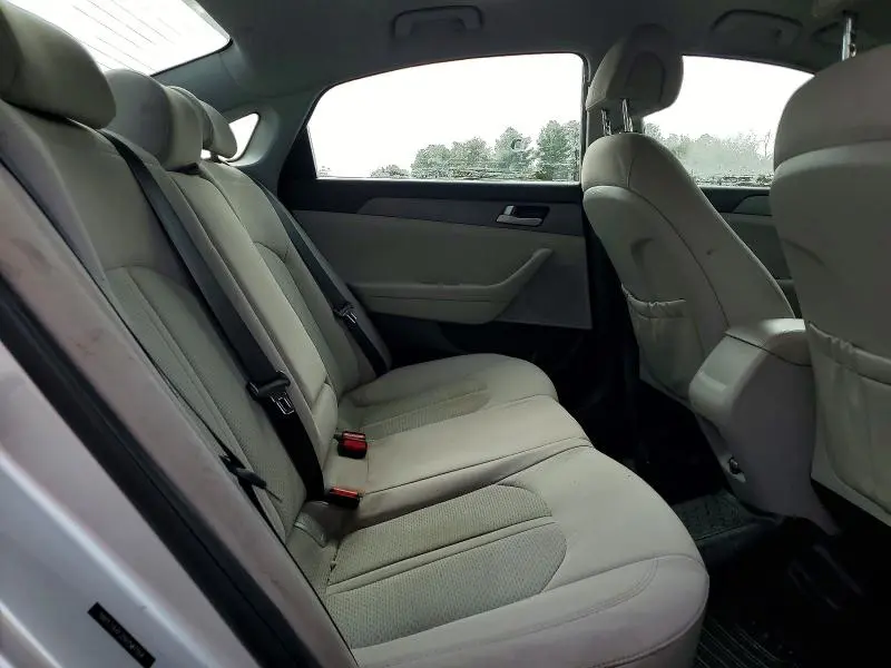 2017 HYUNDAI SONATA SE  