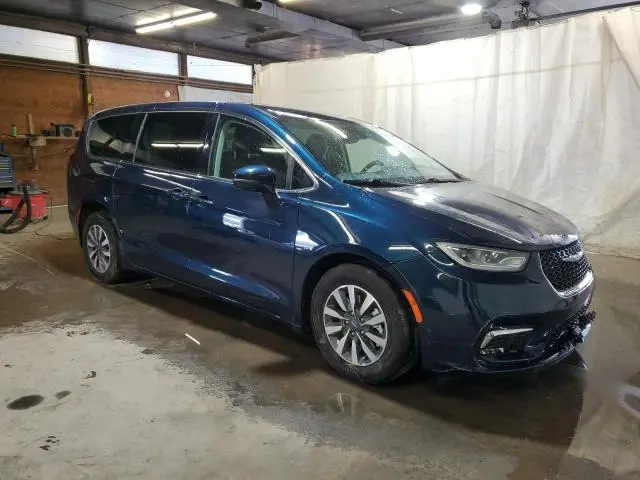 2022 CHRYSLER PACIFICA HYBRID TOURING L  