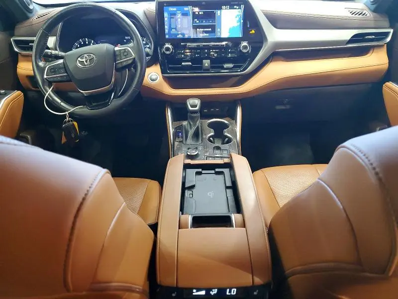 2020 TOYOTA HIGHLANDER PLATINUM  