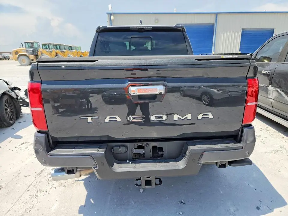 2026 TOYOTA TACOMA LIMITED  