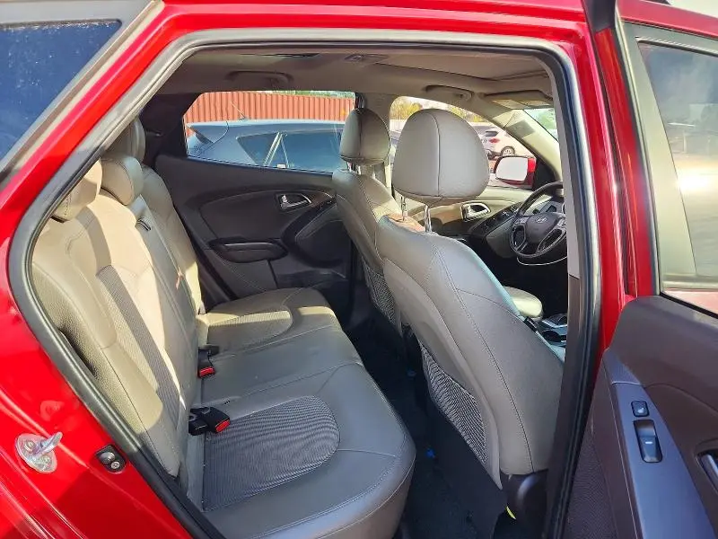 2014 HYUNDAI TUCSON SE  