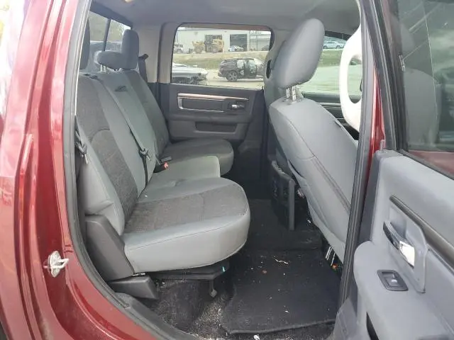 2016 RAM 1500 SLT  