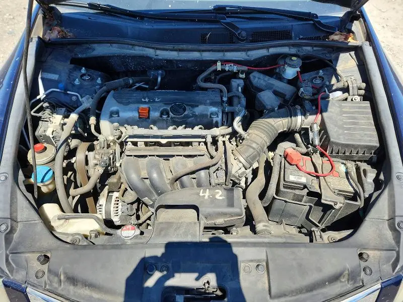 2010 HONDA ACCORD LX  