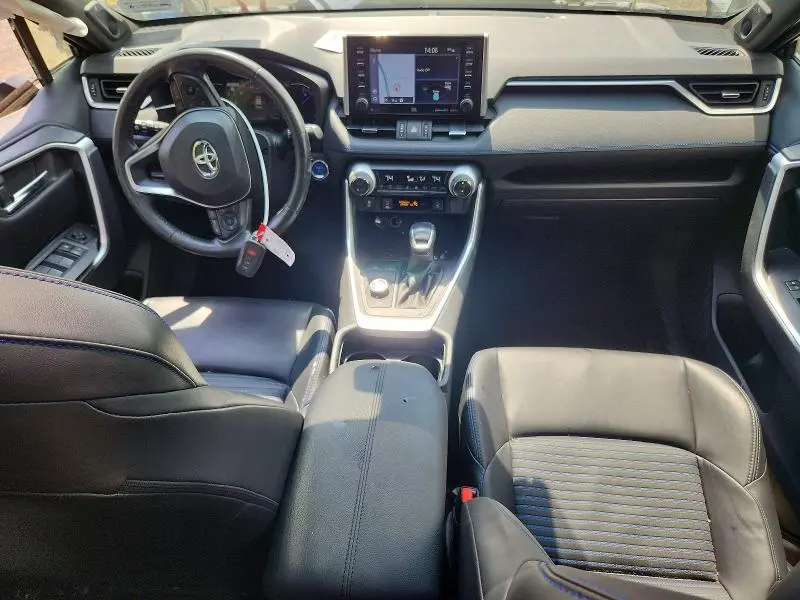 2019 TOYOTA RAV4 XSE  