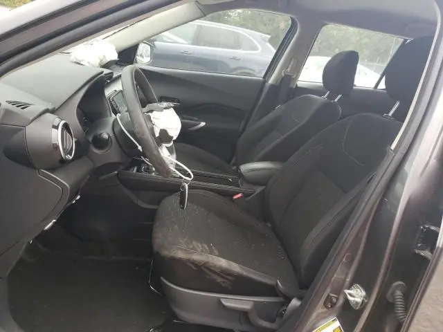 2023 NISSAN KICKS SV  