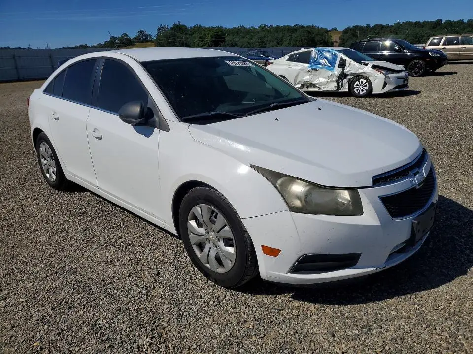 2012 CHEVROLET CRUZE LS  