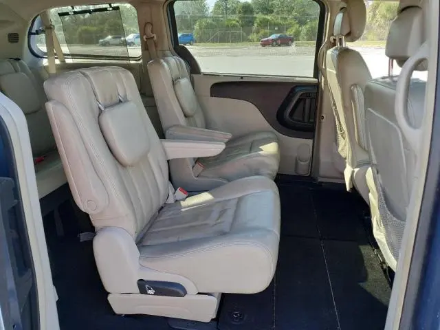 2012 CHRYSLER TOWN & COUNTRY TOURING L  