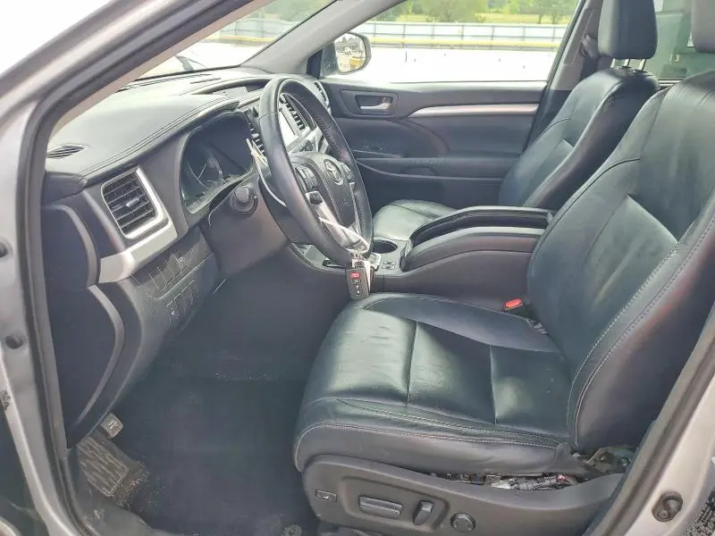 2014 TOYOTA HIGHLANDER XLE  