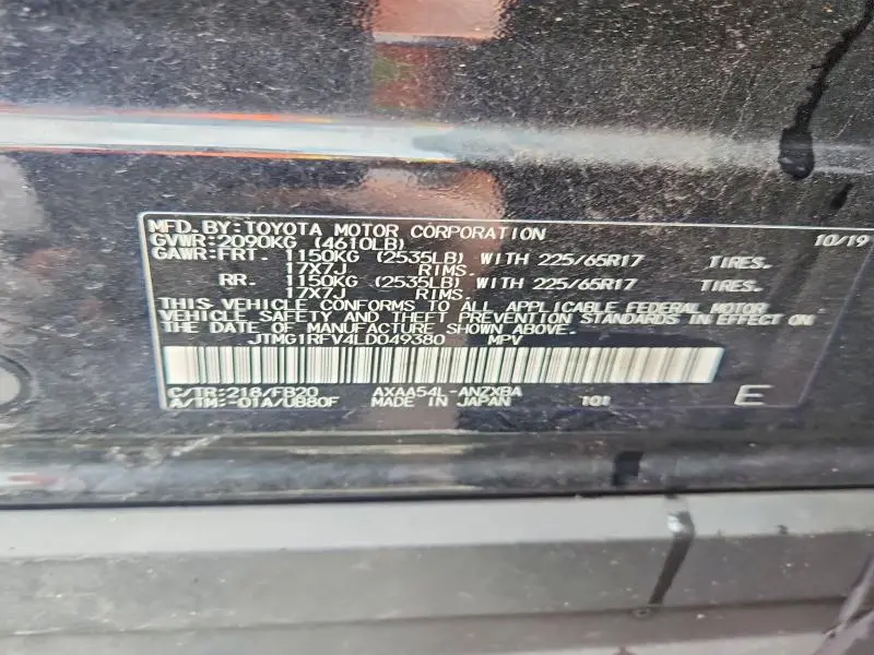 2020 TOYOTA RAV4 LE  