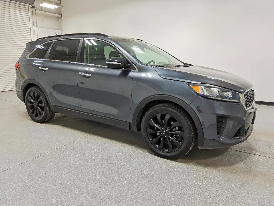 2020 KIA SORENTO S  