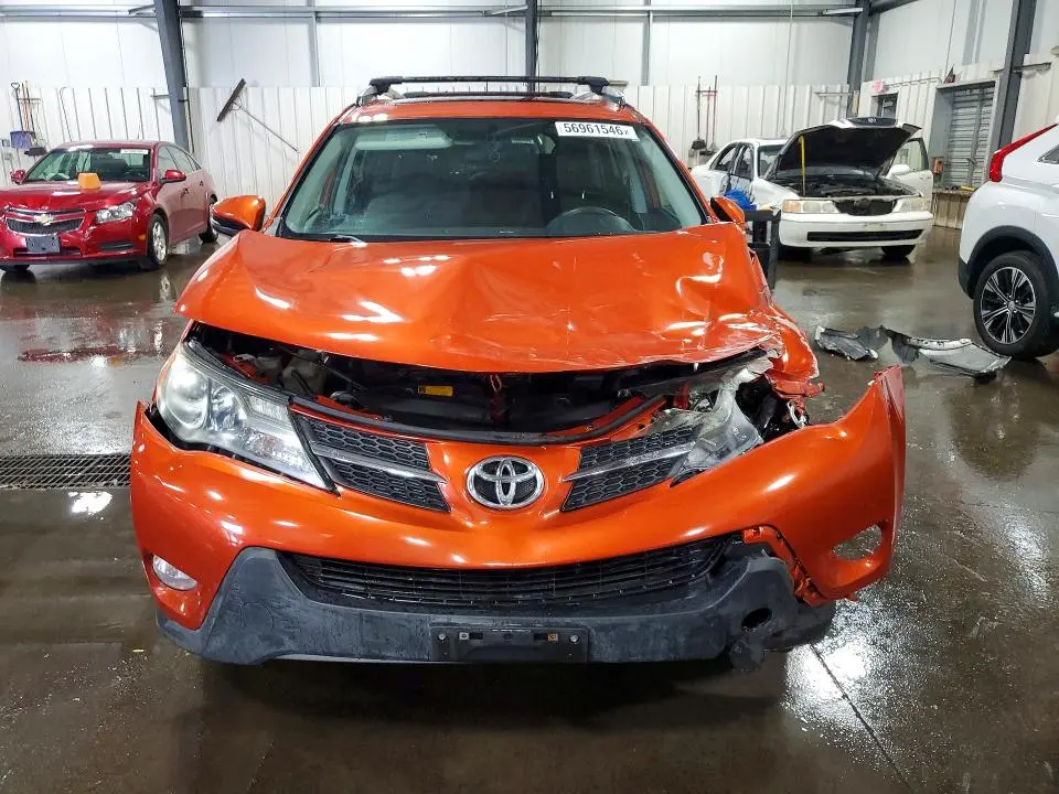 2015 TOYOTA RAV4 XLE  