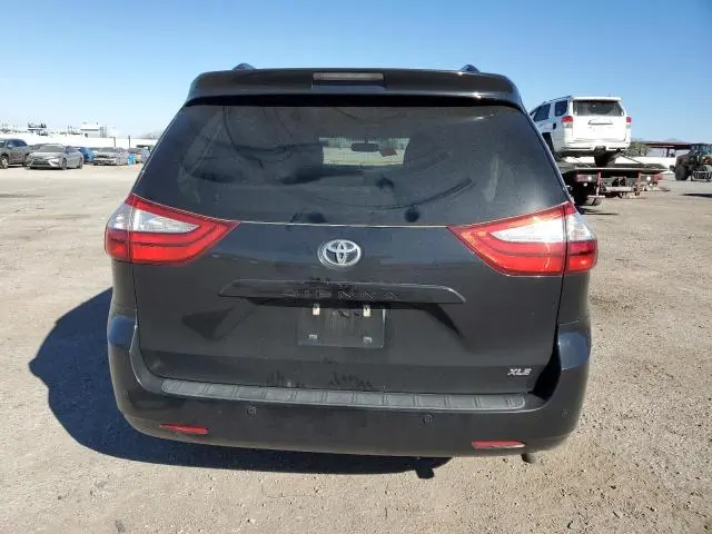2016 TOYOTA SIENNA XLE 8-PASSENGER  